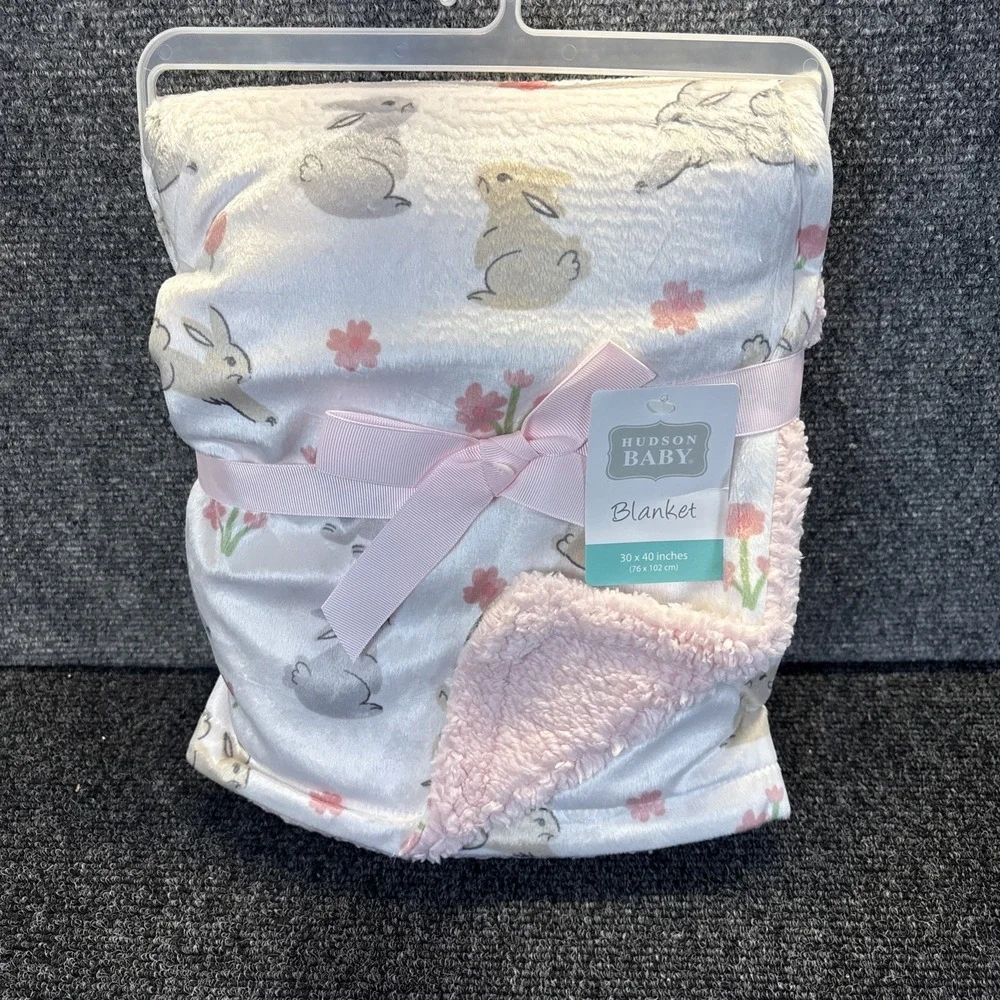 Hudson Baby~White/Pink~Bunny~Baby Girl Blanket~40